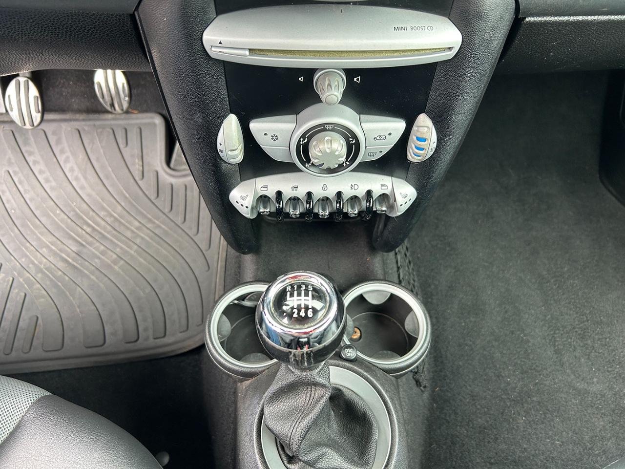 MINI Cooper Convertible 2dr S 2010