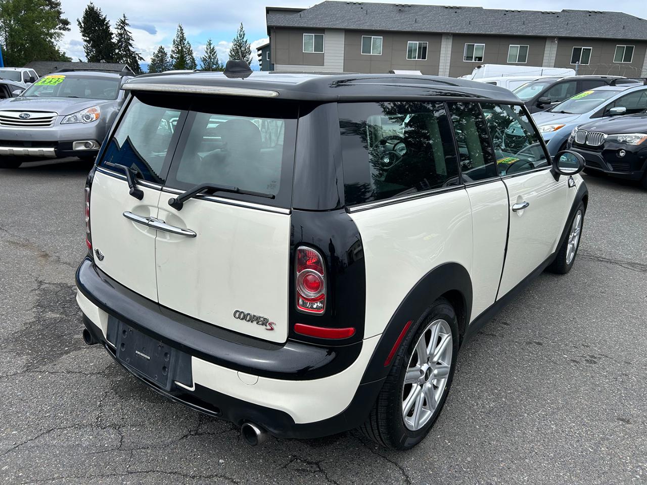 MINI Cooper Clubman 2dr Cpe S 2011