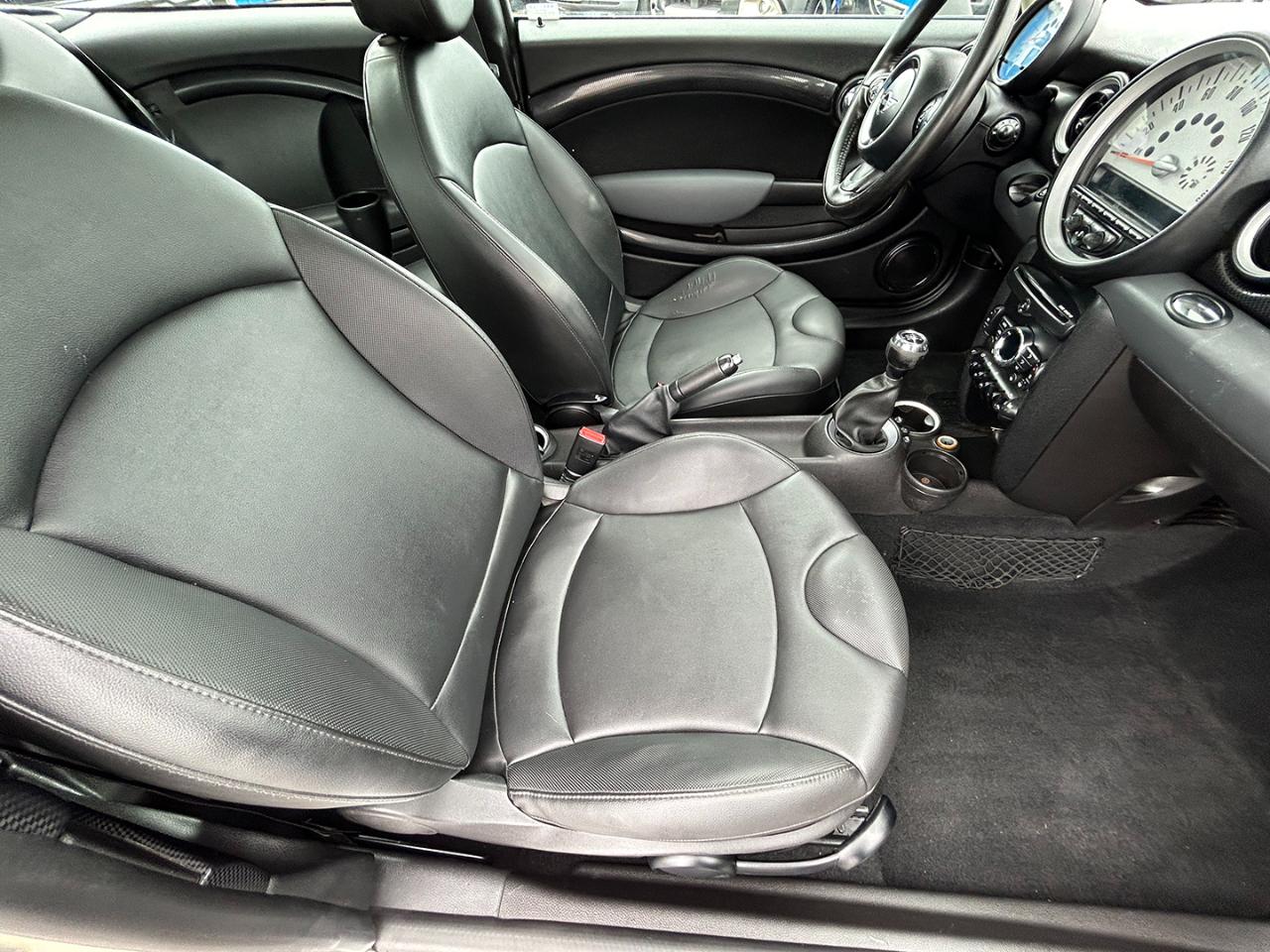 MINI Cooper Clubman 2dr Cpe S 2011