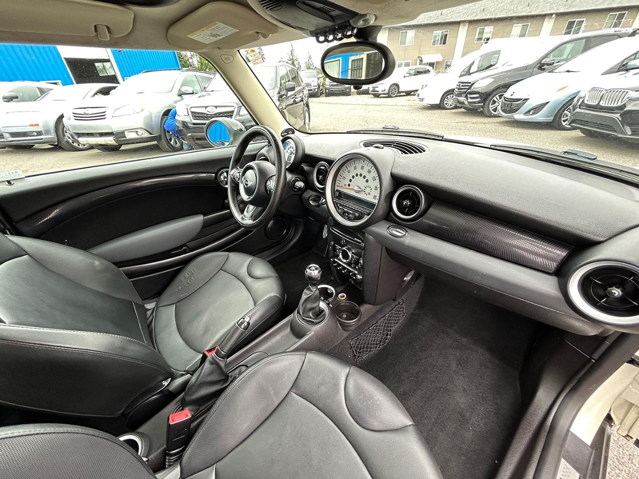 MINI Cooper Clubman 2dr Cpe S 2011