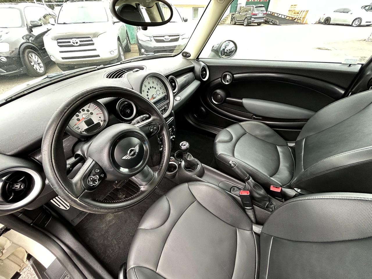MINI Cooper Clubman 2dr Cpe S 2011