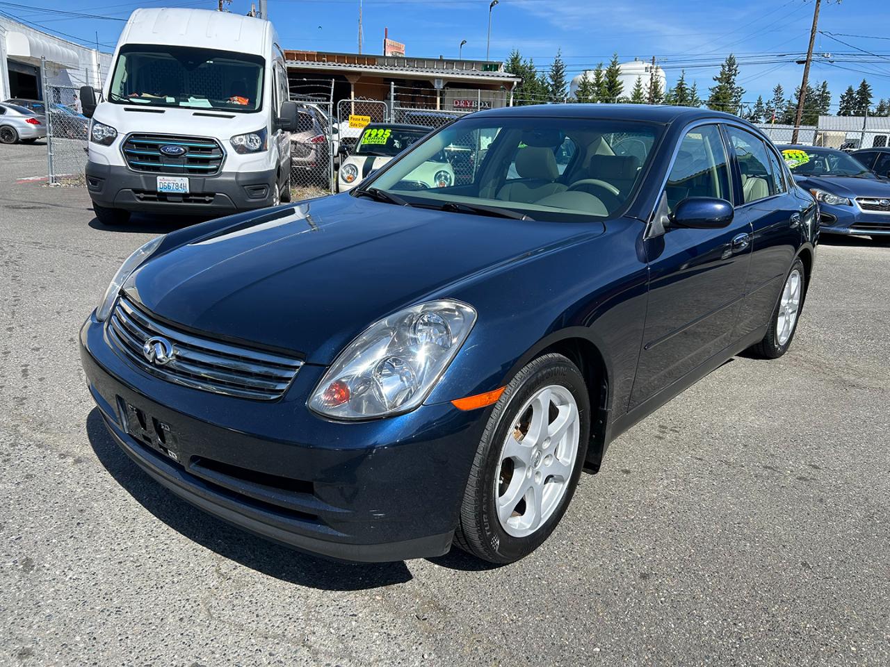 Infiniti G35 Sedan 4dr Sdn AWD Auto w/Leather 2004