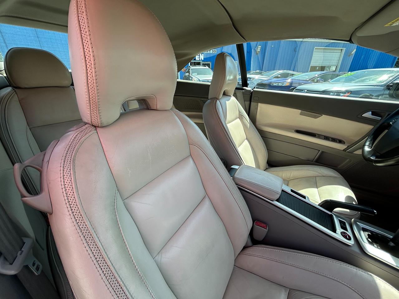 Volvo C70 2dr Conv T5 2012