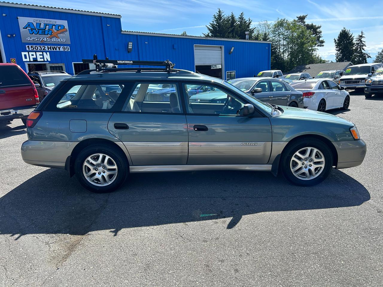 Subaru Legacy Wagon 5dr Outback Auto w/RB Equip 2001