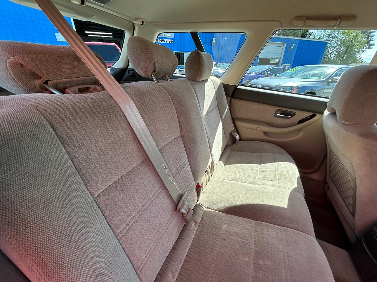 Subaru Legacy Wagon 5dr Outback Auto w/RB Equip 2001