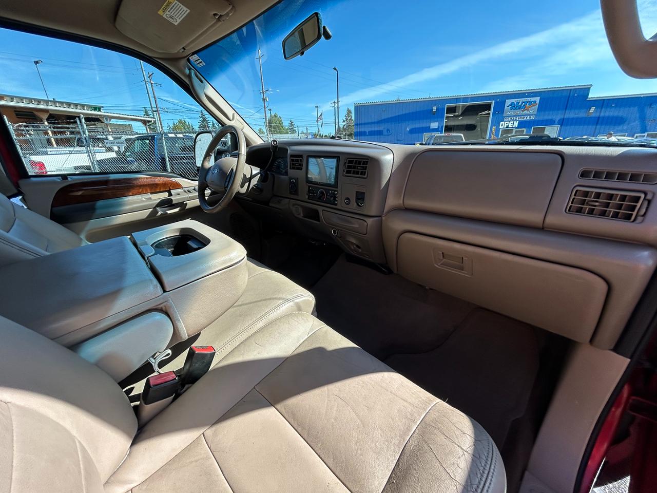 Ford Super Duty F-250 Crew Cab 156" King Ranch 4WD 2003