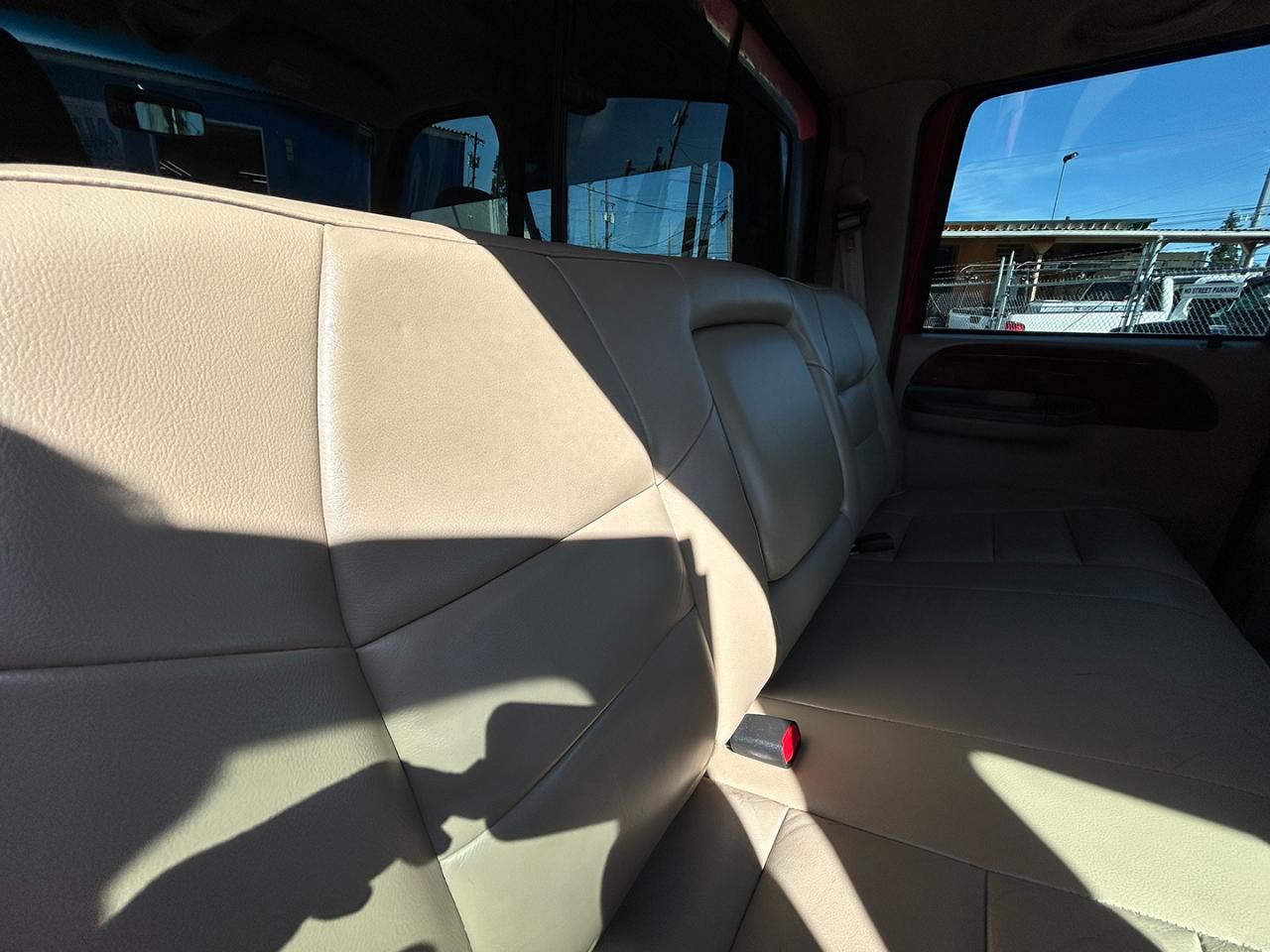 Ford Super Duty F-250 Crew Cab 156" King Ranch 4WD 2003