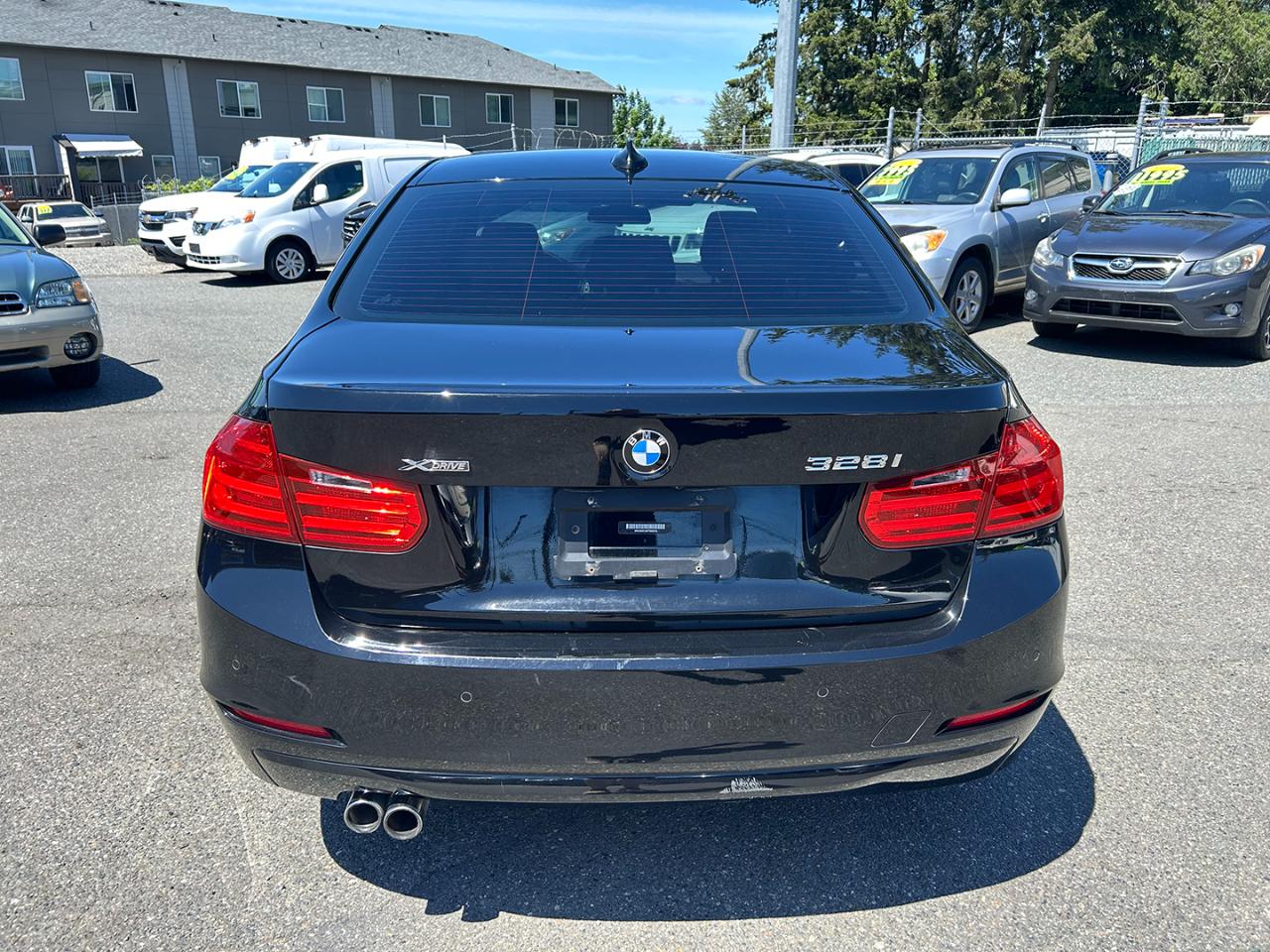 BMW 3 Series 4dr Sdn 328i xDrive AWD SULEV 2015