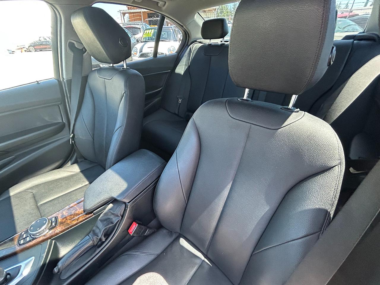 BMW 3 Series 4dr Sdn 328i xDrive AWD SULEV 2015