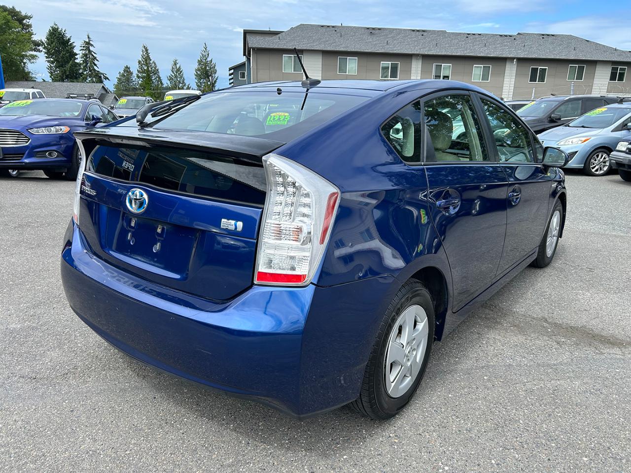 Toyota Prius 5dr HB III (Natl) 2011