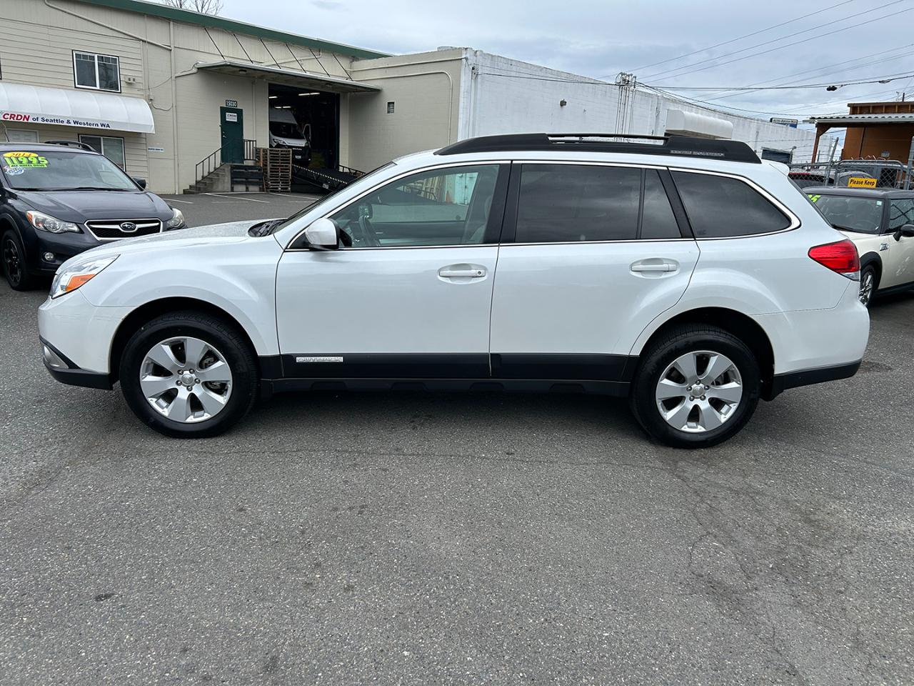 Subaru Outback 4dr Wgn H4 Auto 2.5i Prem AWP 2011