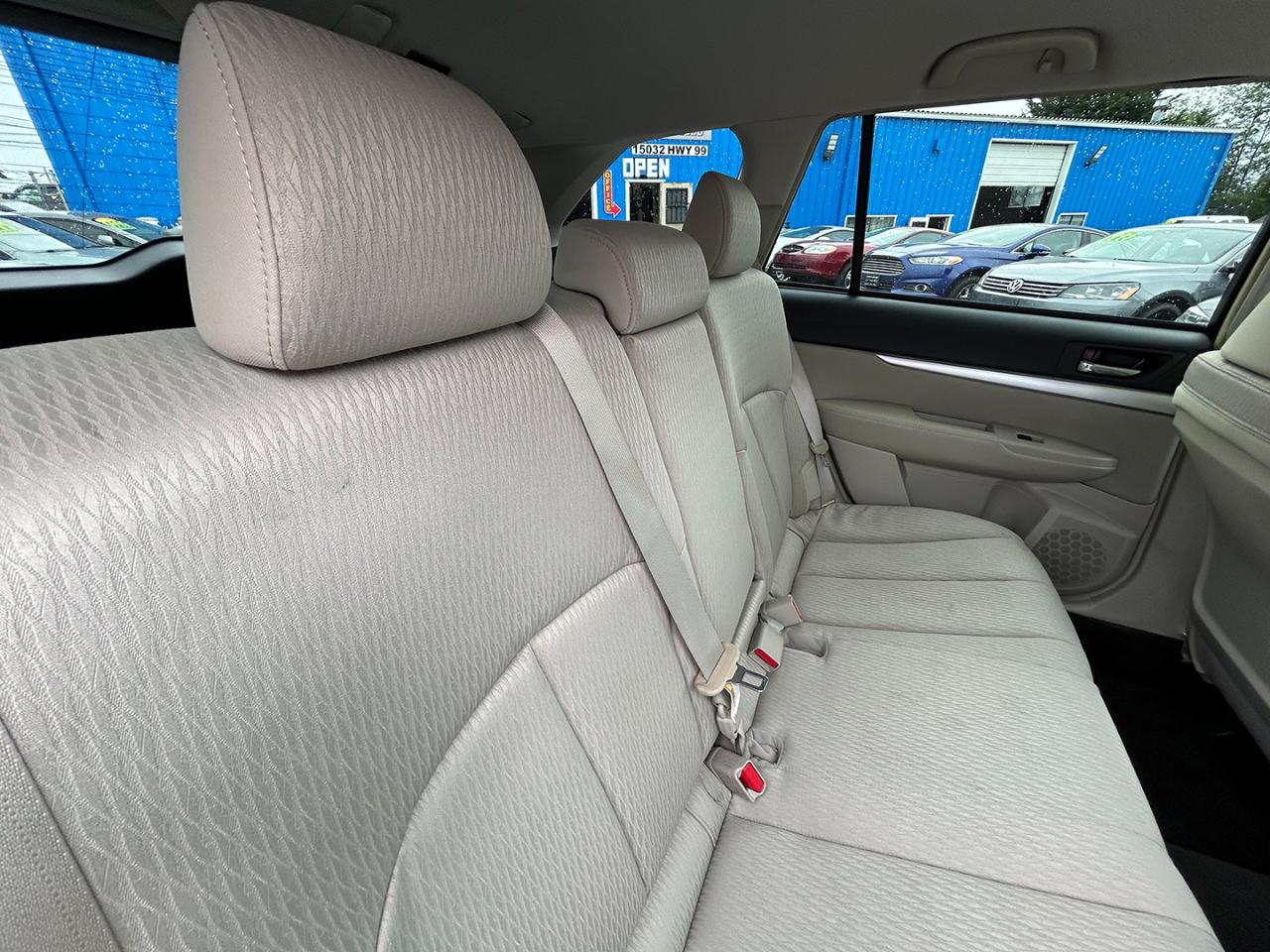 Subaru Outback 4dr Wgn H4 Auto 2.5i Prem AWP 2011