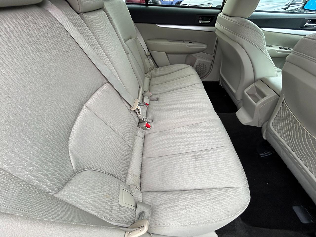 Subaru Outback 4dr Wgn H4 Auto 2.5i Prem AWP 2011