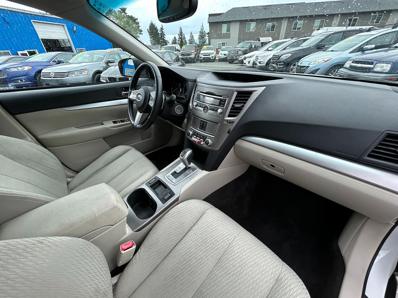 Subaru Outback 4dr Wgn H4 Auto 2.5i Prem AWP 2011