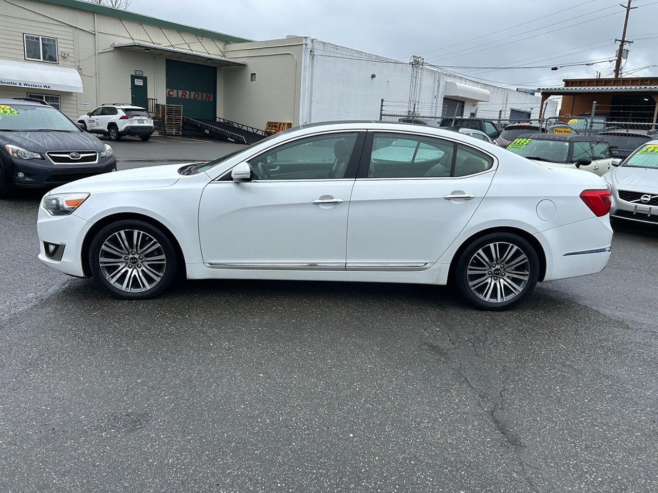 Kia Cadenza 4dr Sdn Premium 2014