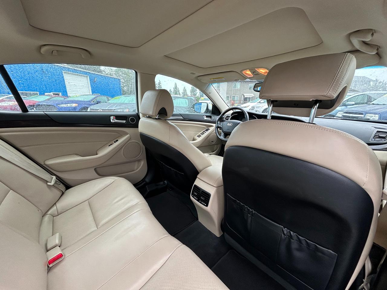 Kia Cadenza 4dr Sdn Premium 2014