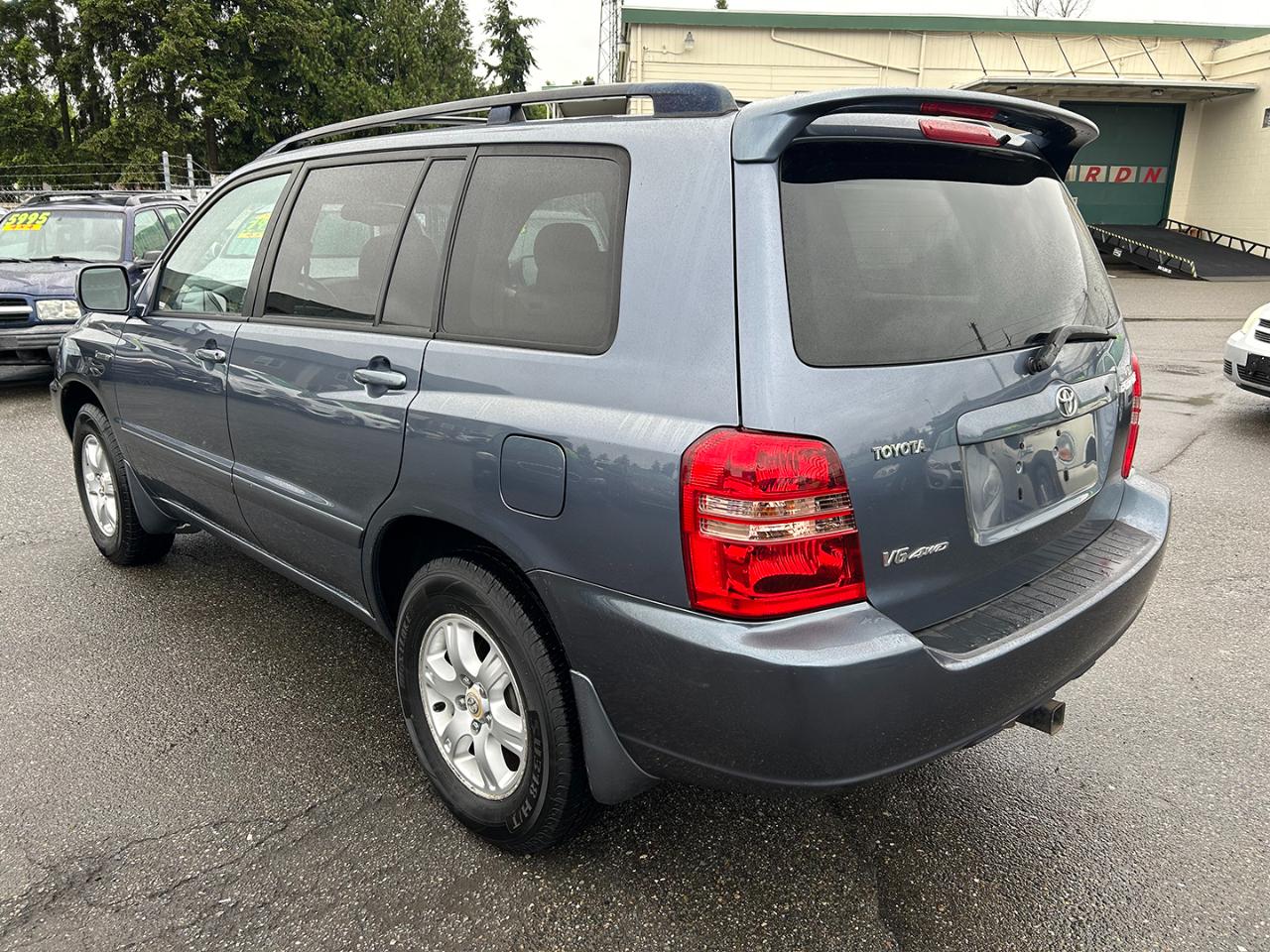 Toyota Highlander 4dr V6 4WD (Natl) 2003