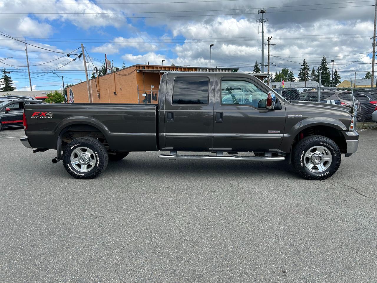 Ford Super Duty F-350 SRW Crew Cab 172" XL 4WD 2006