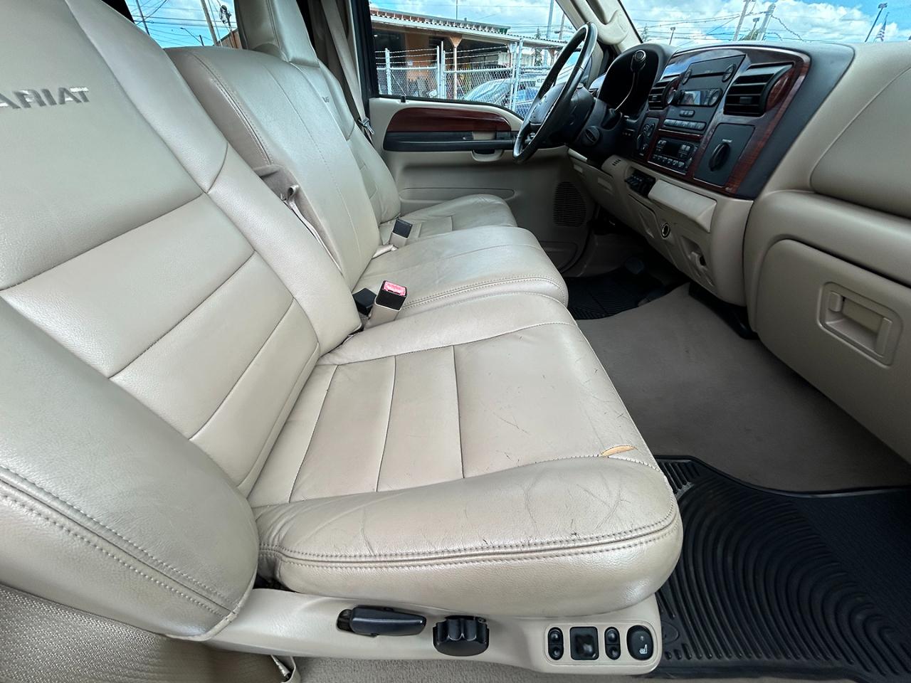 Ford Super Duty F-350 SRW Crew Cab 172" XL 4WD 2006