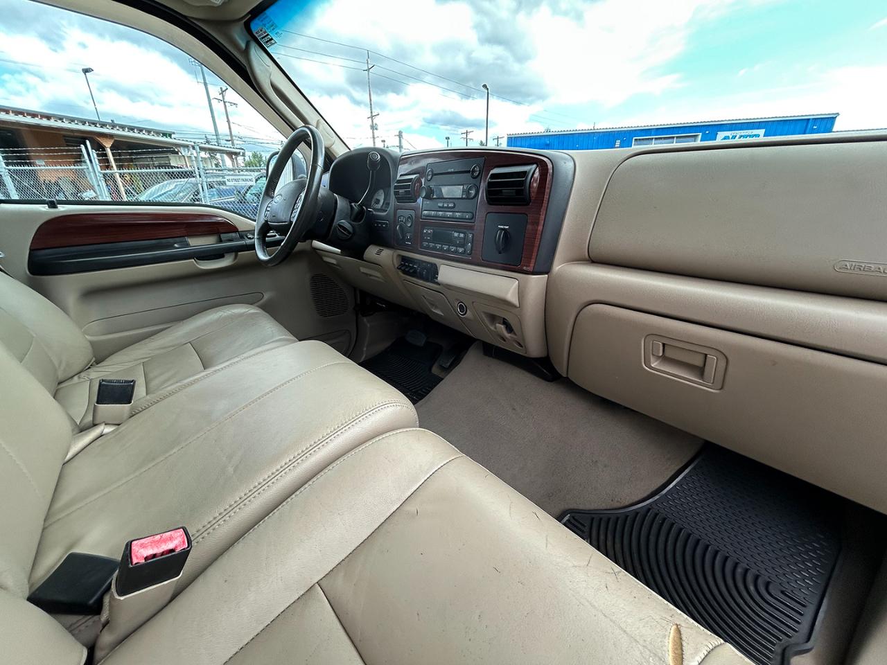 Ford Super Duty F-350 SRW Crew Cab 172" XL 4WD 2006