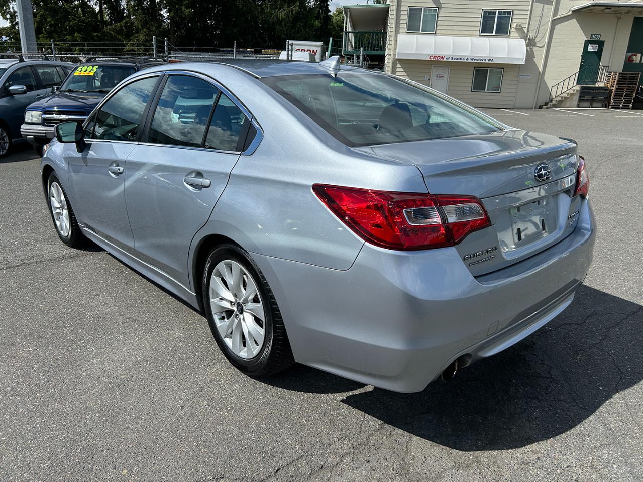 Subaru Legacy 4dr Sdn 2.5i Premium PZEV 2016