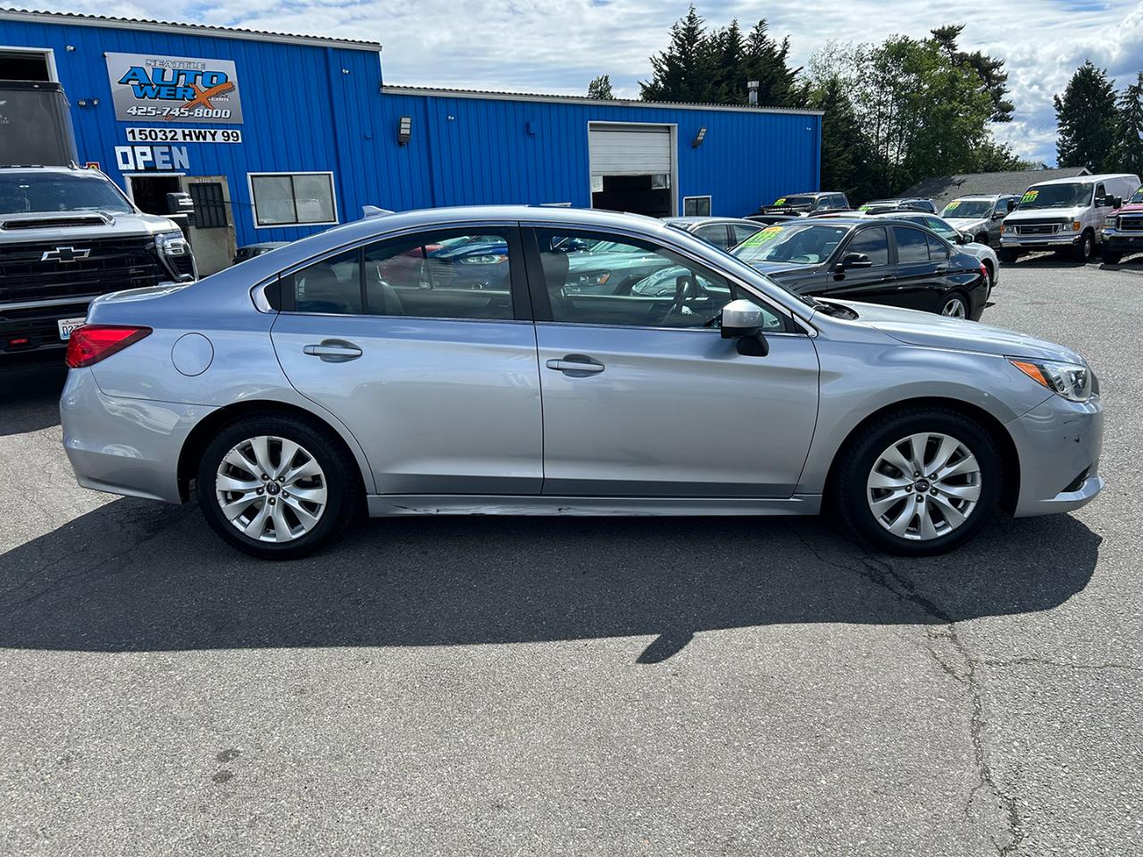 Subaru Legacy 4dr Sdn 2.5i Premium PZEV 2016