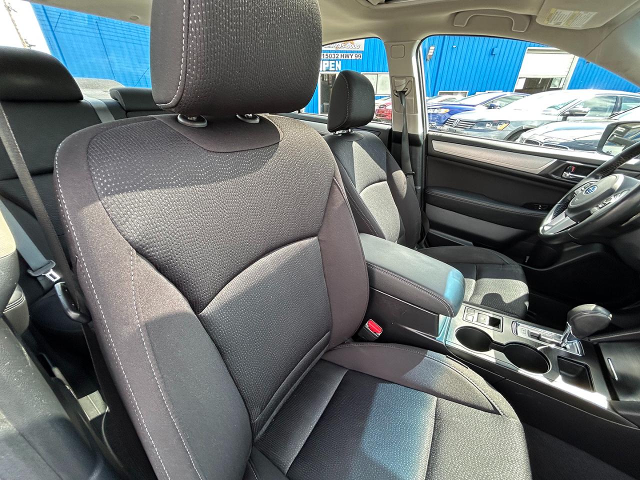 Subaru Legacy 4dr Sdn 2.5i Premium PZEV 2016