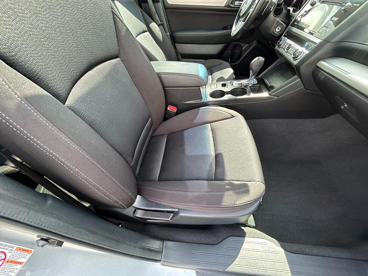 Subaru Legacy 4dr Sdn 2.5i Premium PZEV 2016