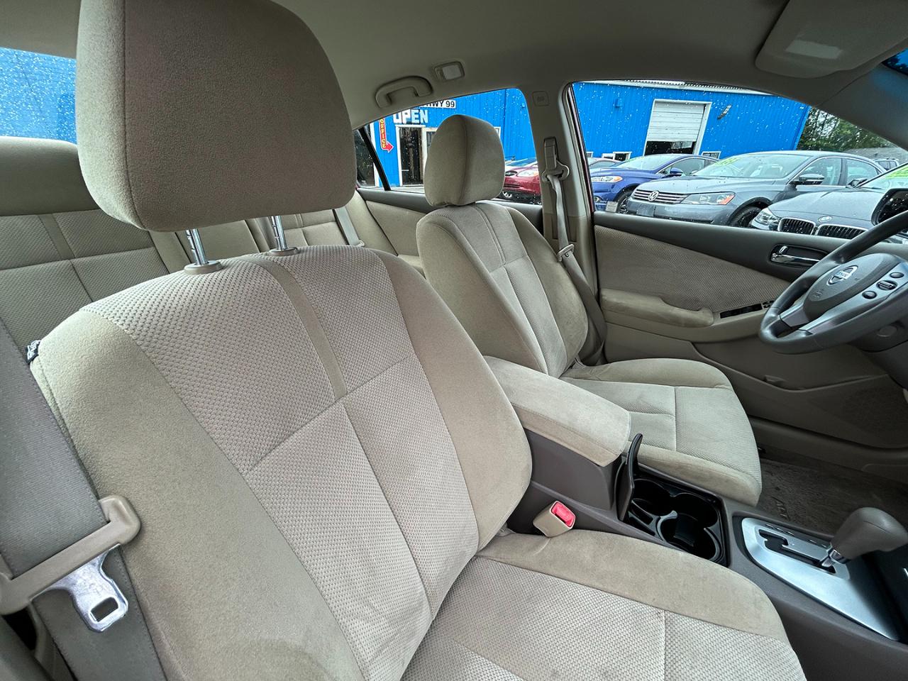 Nissan Altima 4dr Sdn I4 CVT 2.5 S 2007