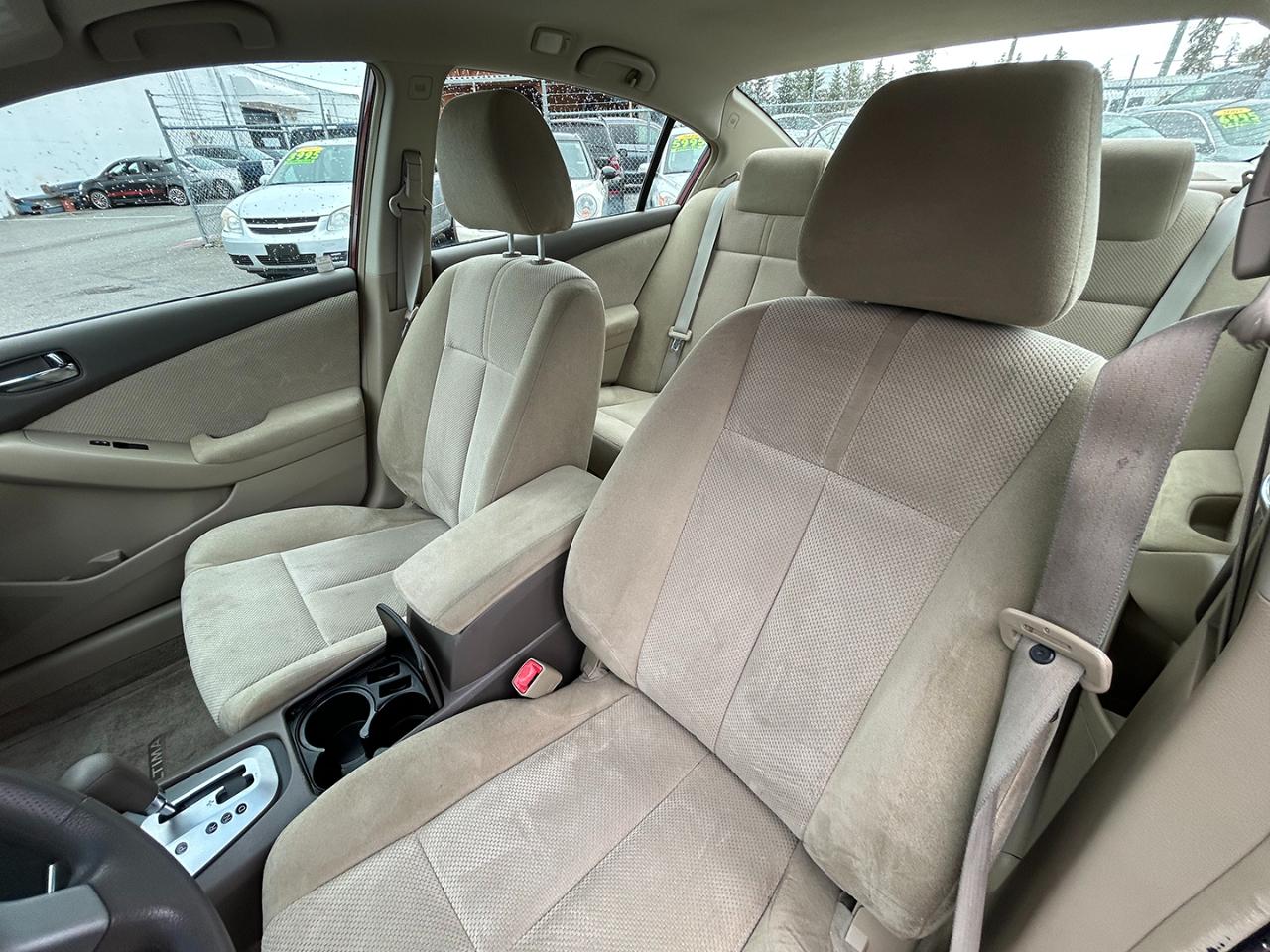 Nissan Altima 4dr Sdn I4 CVT 2.5 S 2007