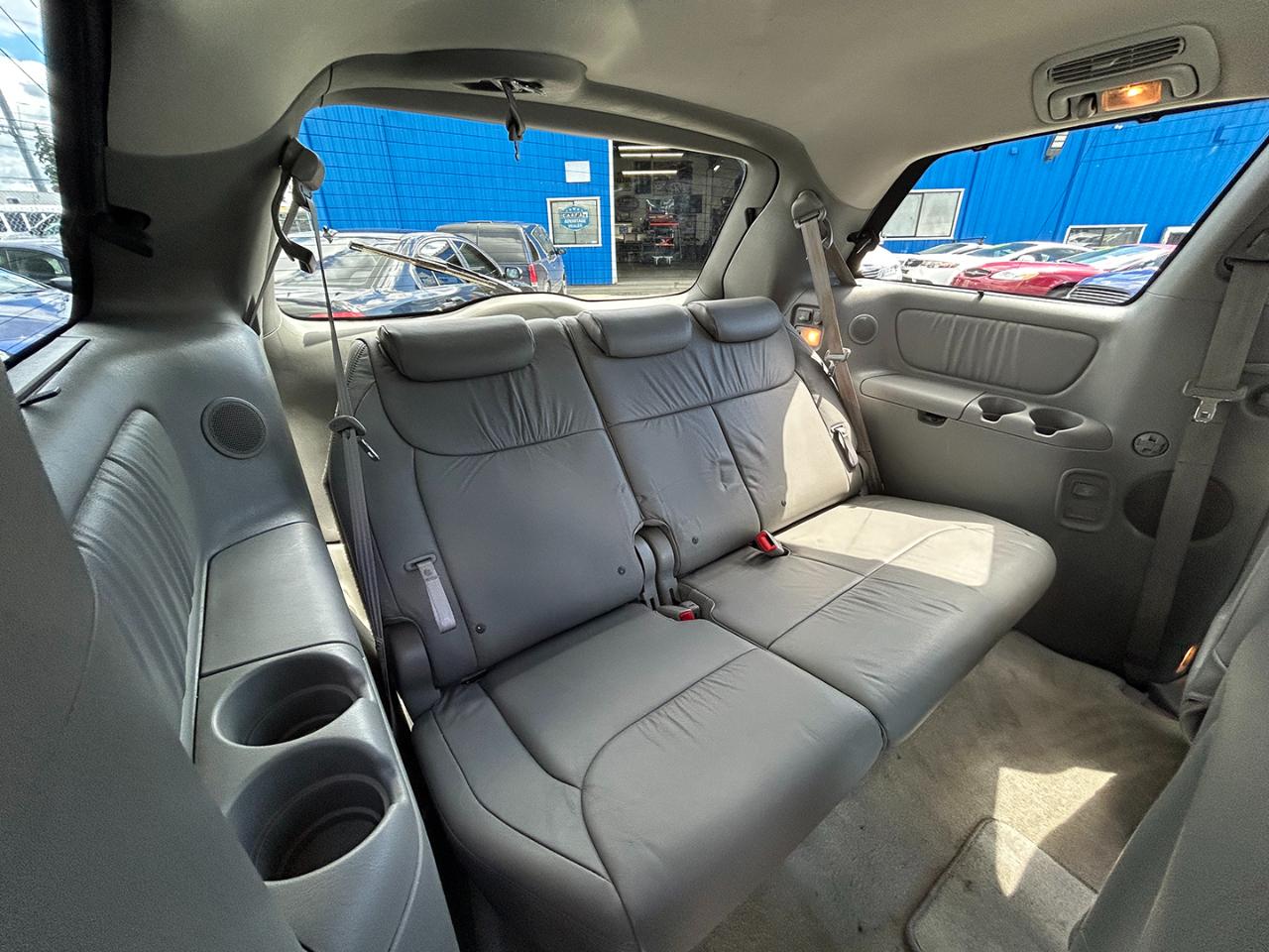 Toyota Sienna 5dr 7-Pass Van XLE AWD (Natl) 2008