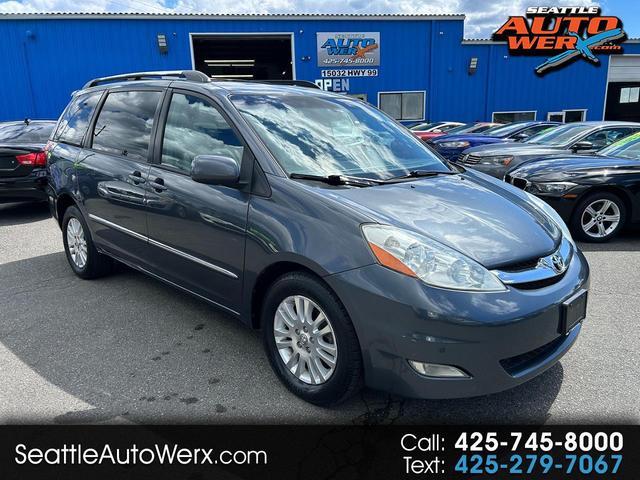 Blue 2008 Toyota Sienna XLE Minivan Front-Wheel Drive 5-Speed Automatic