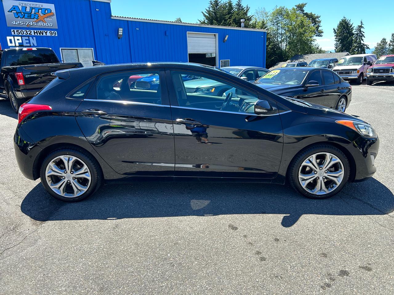 Hyundai Elantra GT 5dr HB Auto PZEV w/Blue Int 2013