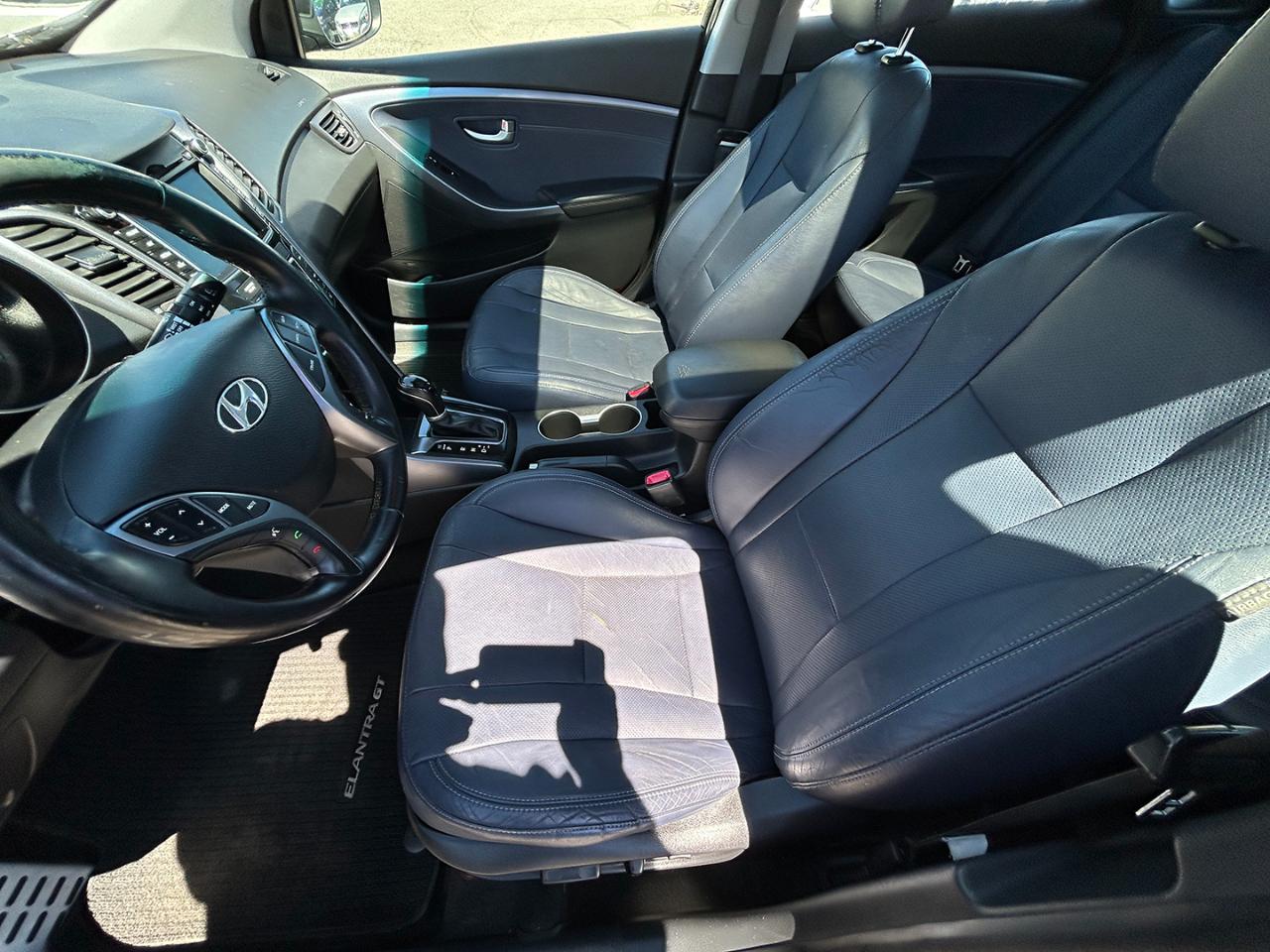 Hyundai Elantra GT 5dr HB Auto PZEV w/Blue Int 2013