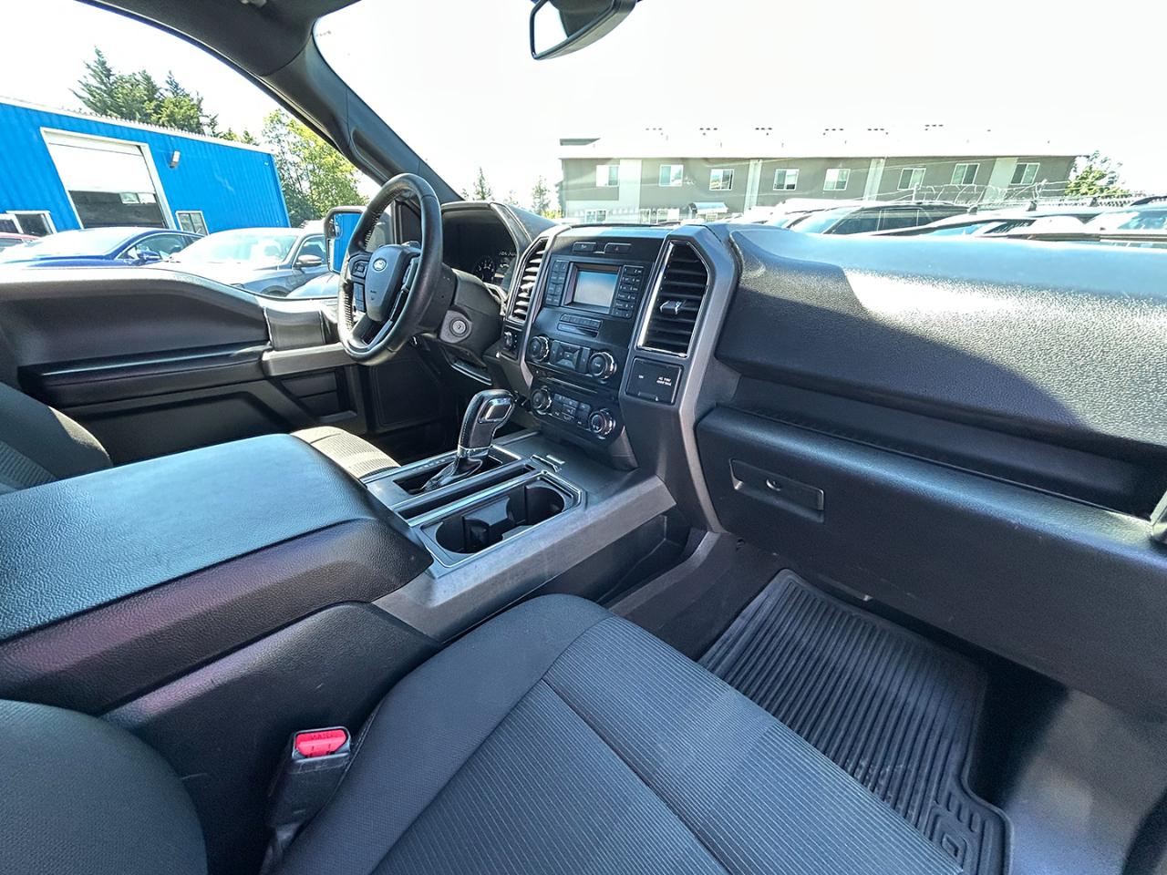 Ford F-150 4WD SuperCrew 145" King Ranch 2015