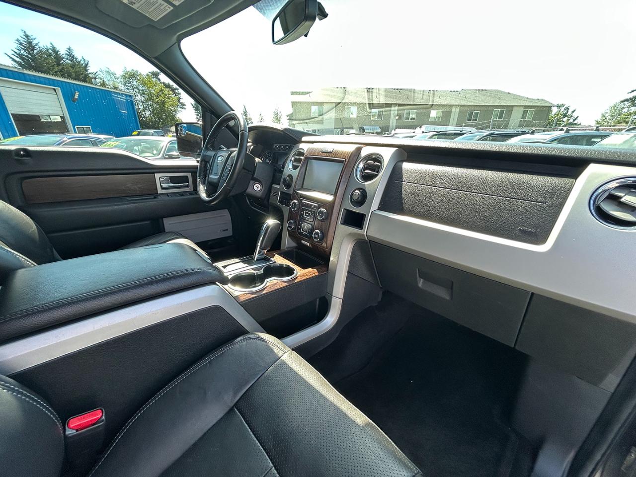 Ford F-150 4WD SuperCrew 145" Platinum 2014