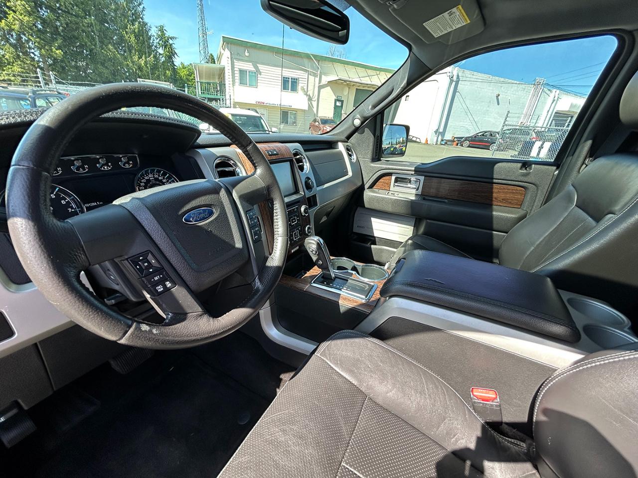 Ford F-150 4WD SuperCrew 145" Platinum 2014