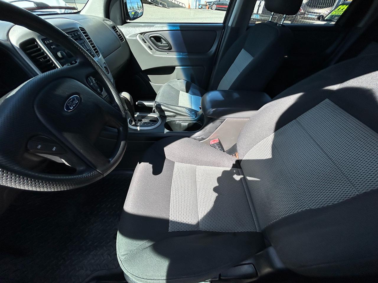 Ford Escape 4WD 4dr V6 Auto XLT 2007