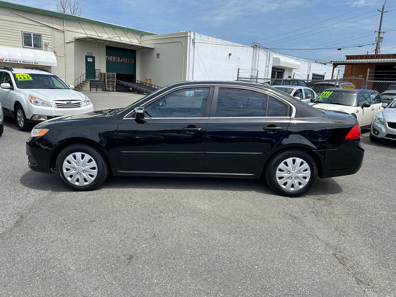 Kia Optima 4dr Sdn I4 Auto LX 2010