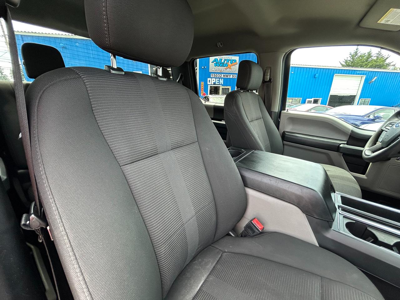 Ford F-150 Lariat 4WD SuperCrew 5.5' Box 2018