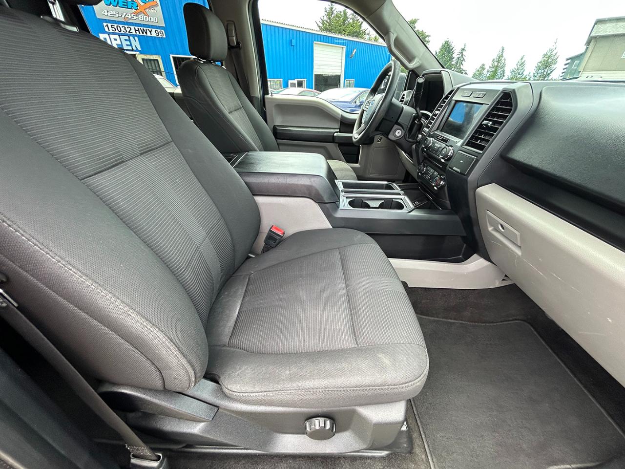 Ford F-150 Lariat 4WD SuperCrew 5.5' Box 2018