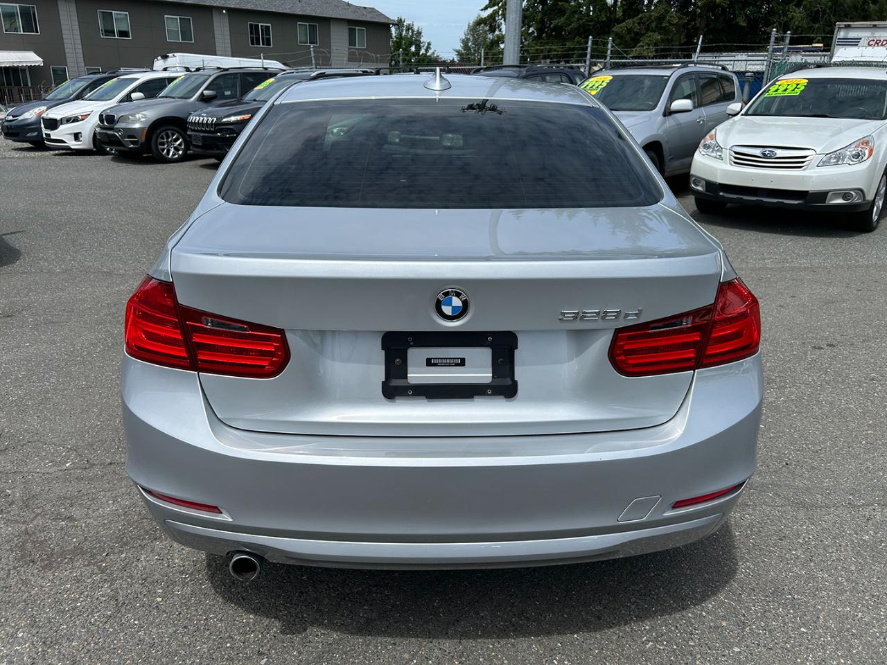 BMW 3 Series 4dr Sdn 328d RWD 2014