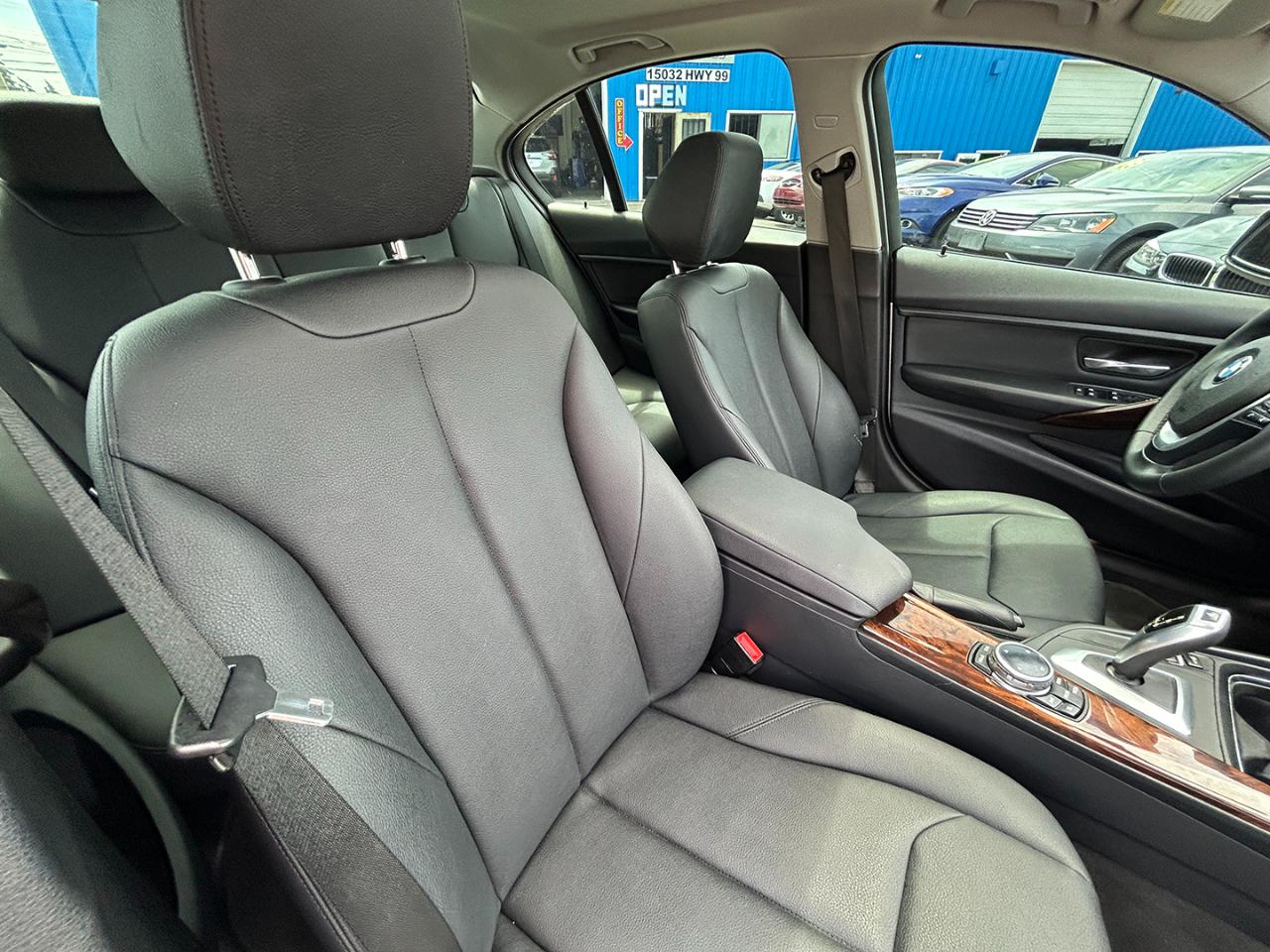BMW 3 Series 4dr Sdn 328d RWD 2014
