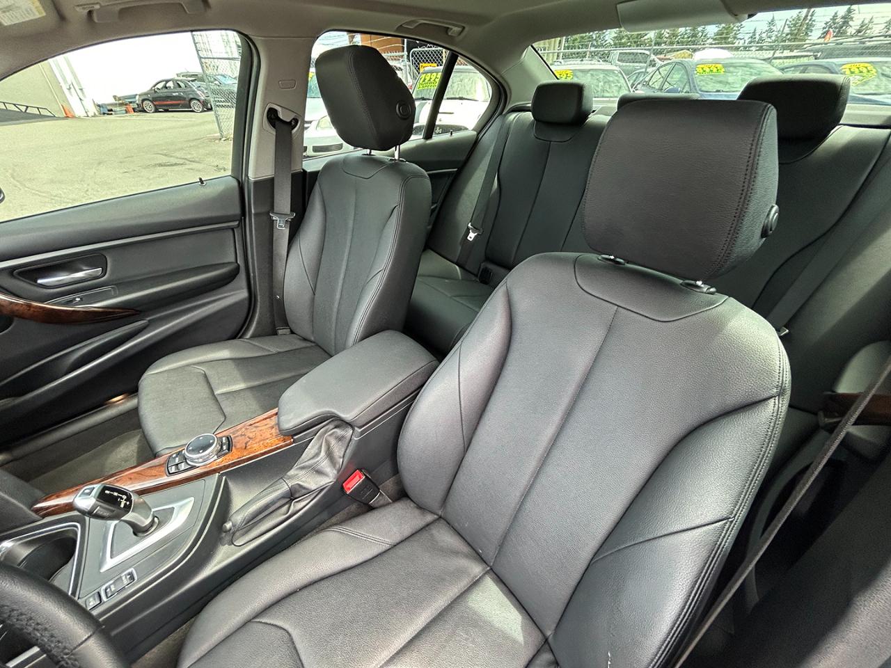 BMW 3 Series 4dr Sdn 328d RWD 2014