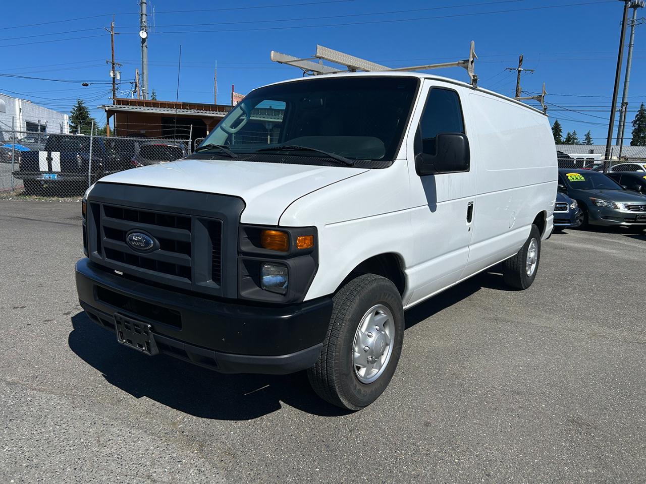 Ford Econoline Cargo Van E-250 Commercial 2013