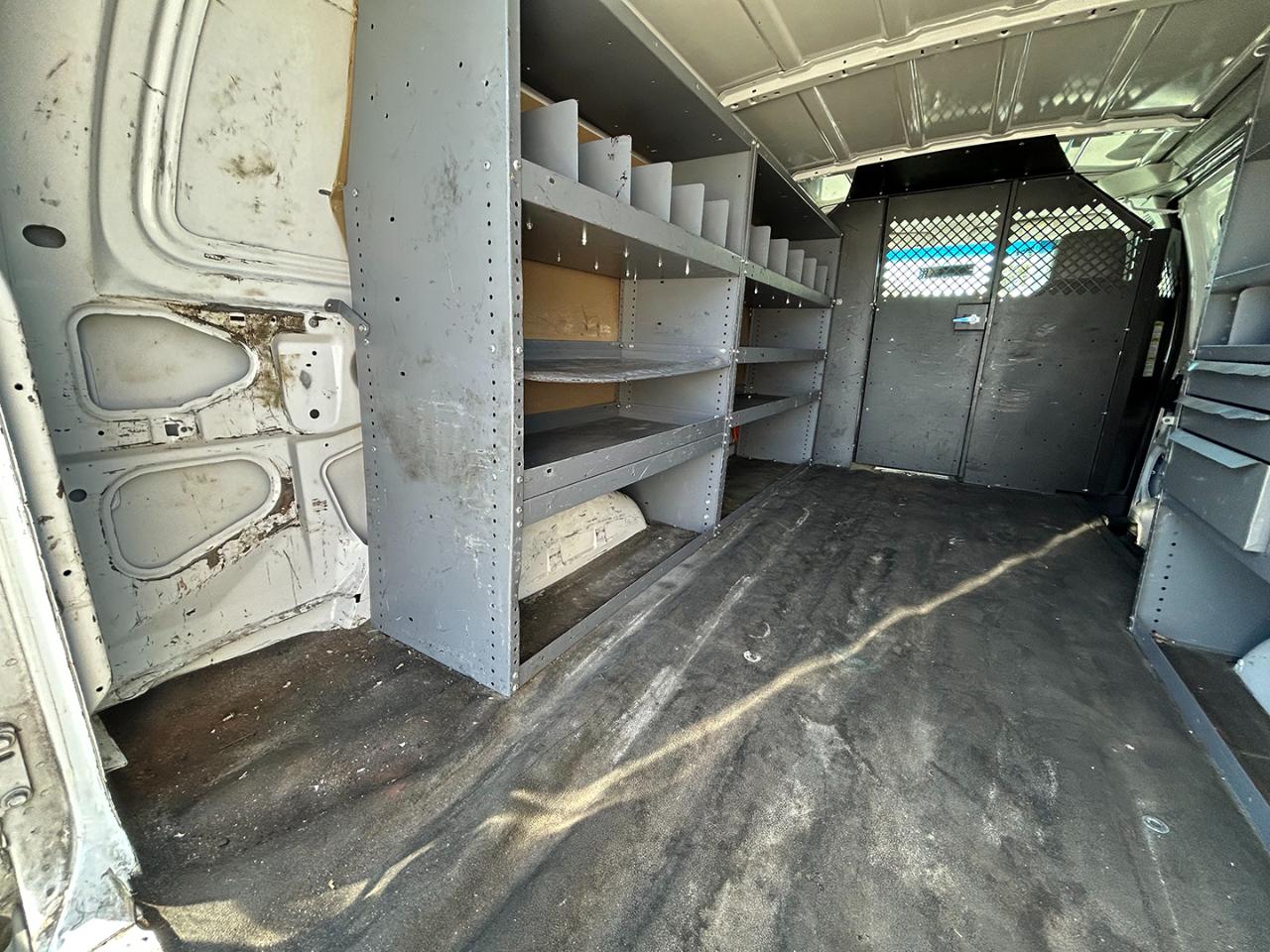 Ford Econoline Cargo Van E-250 Commercial 2013