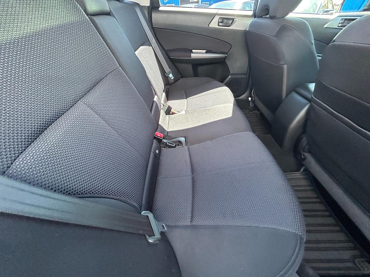 Subaru Forester 4dr Auto 2.5X 2012