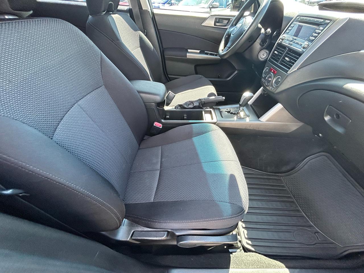 Subaru Forester 4dr Auto 2.5X 2012