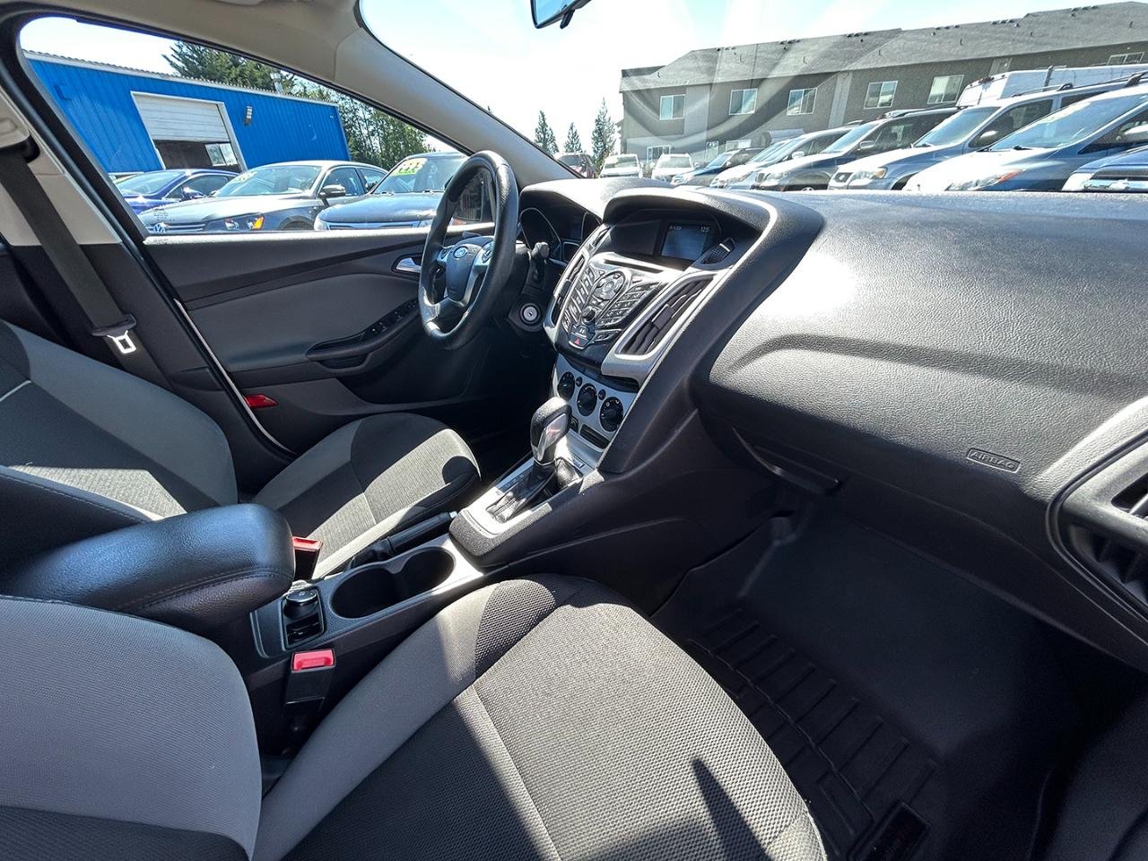 Ford Focus 4dr Sdn SE 2014