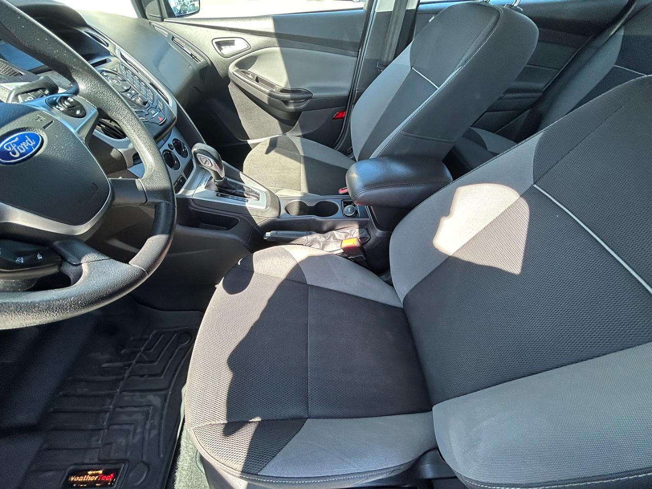 Ford Focus 4dr Sdn SE 2014